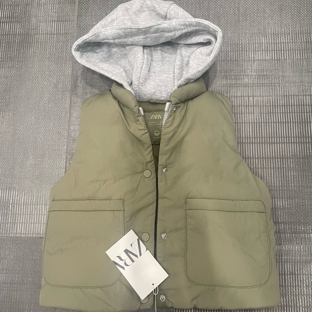 BNWT Zara Vest